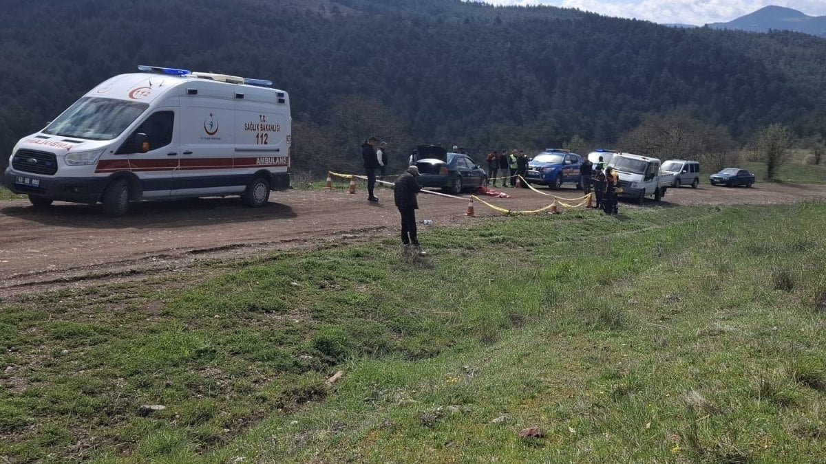Kütahya'da tamir ettiği aracın altında kalarak hayatını kaybetti