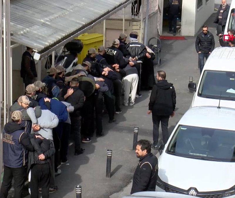 İsrail Başkonsolosluğu önünde silahlı saldırı: 17 şüpheli adliyede