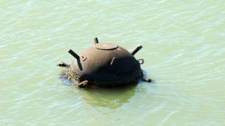 Hürmüz Boğazı'nda mayın engeli: İran açamayacaklarını söyledi