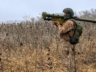 Çin'in İran'a silah sevkiyatına hazırlandığı iddiası