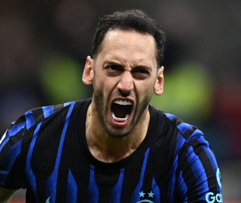 Hakan Çalhanoğlu: Inter'le önemli kupalar kazanmak istiyorum