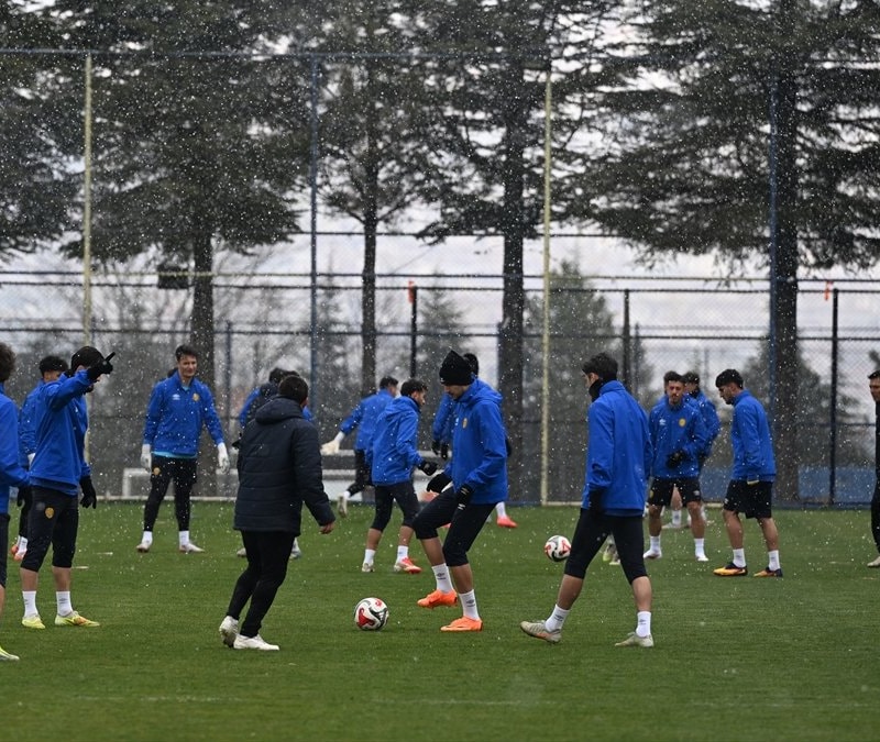 Ankaragücü play-off'u garantilemek istiyor