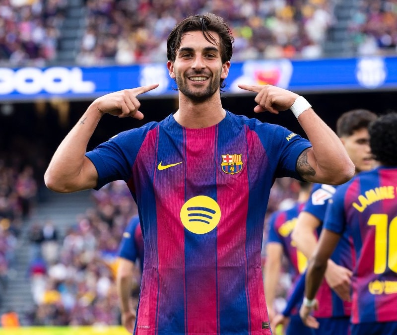 Barcelona, derbide Espanyol'u yendi