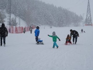 Palandöken’de sezon uzadı: Kayak keyfi nisan sonuna kadar sürecek