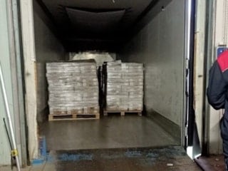 Sakarya’da skandal denetim: 32 ton bozuk tavuk eti ele geçirildi