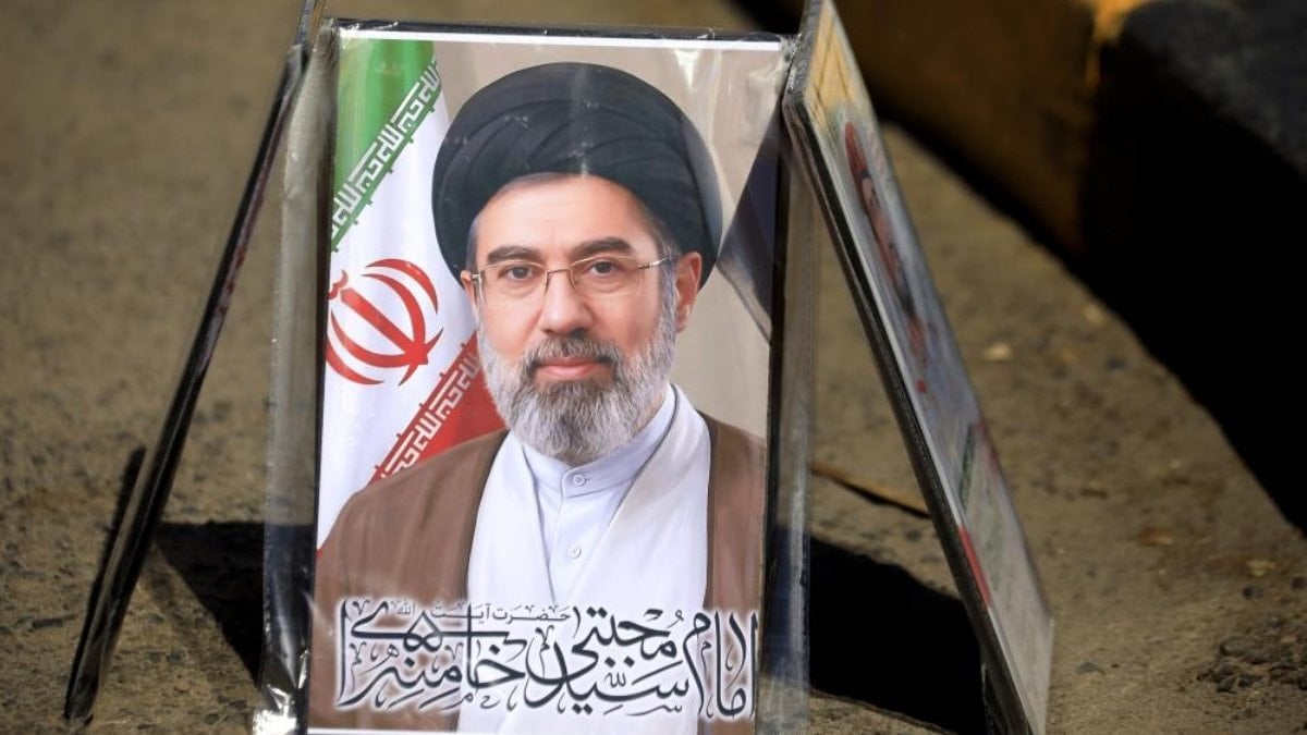 Reuters: Hamaney’in yüzü saldırıda ağır yaralandı