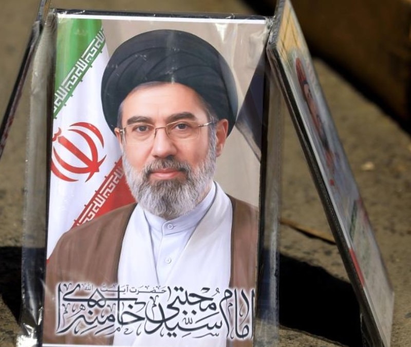 Reuters: Hamaney’in yüzü saldırıda ağır yaralandı