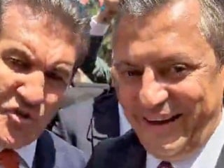 Özgür Özel ile Mustafa Sarıgül’ün mesir macunu dağıttığı görüntüler gündem oldu