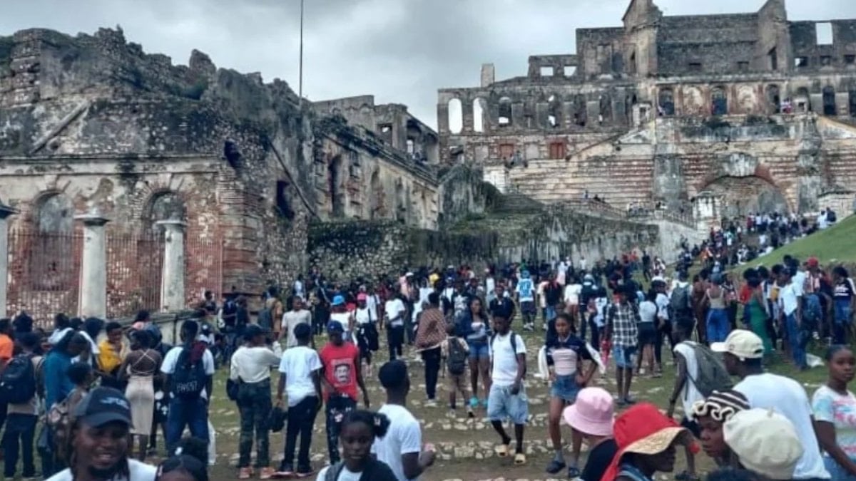 Haiti'de tarihi kalede izdiham: En az 30 kişi hayatını kaybetti