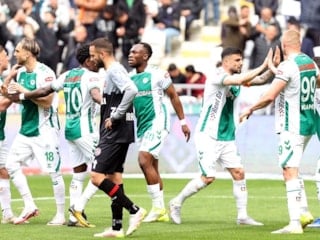 Konyaspor, Fatih Karagümrük'e şans tanımadı