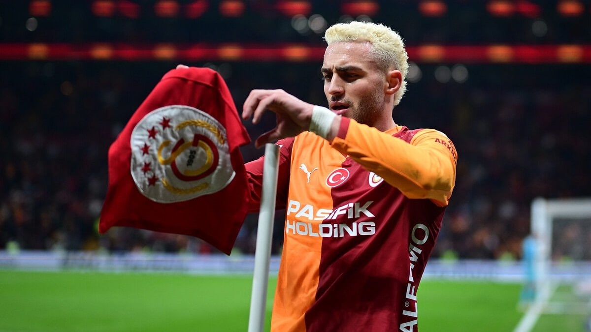 Barış Alper Yılmaz, Galatasaray'da 200. maçına çıktı