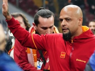 Felipe Melo, taraftarlarla maçı izledi