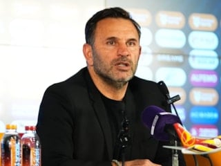 Okan Buruk: Osimhen, kadroda olabilecek diye umut ediyoruz