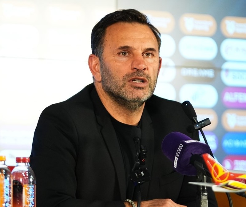 Okan Buruk: Osimhen, kadroda olabilecek diye umut ediyoruz