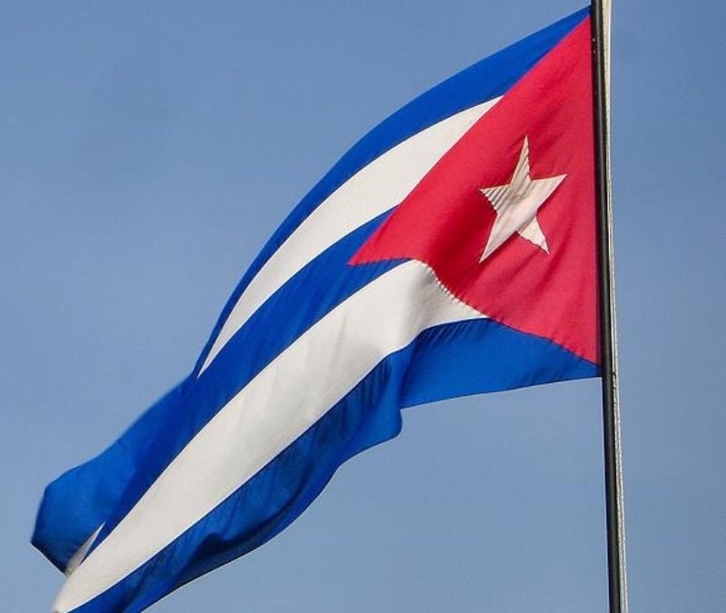 Küba: ABD işgali halinde kendimizi savunuruz