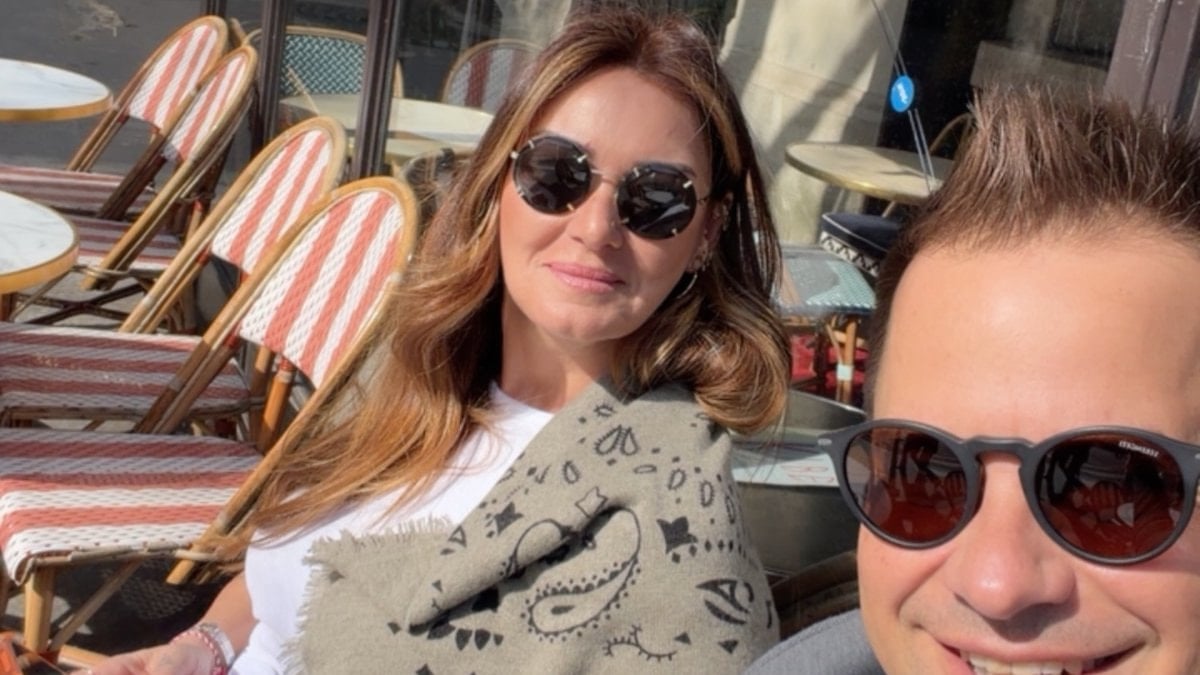 Pınar Altuğ ve Yağmur Atacan evliliklerinin 18. yılını kutladı