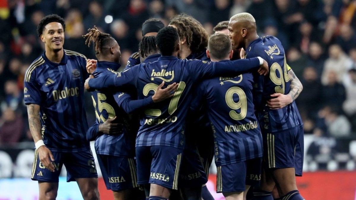 Fenerbahçe'de şampiyonluk umutları tavan! 5'te 5 yaparsa şampiyonluğunu ilan edecek...