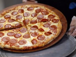 ABD lezzeti Gina Maria's Pizza, iflas etti