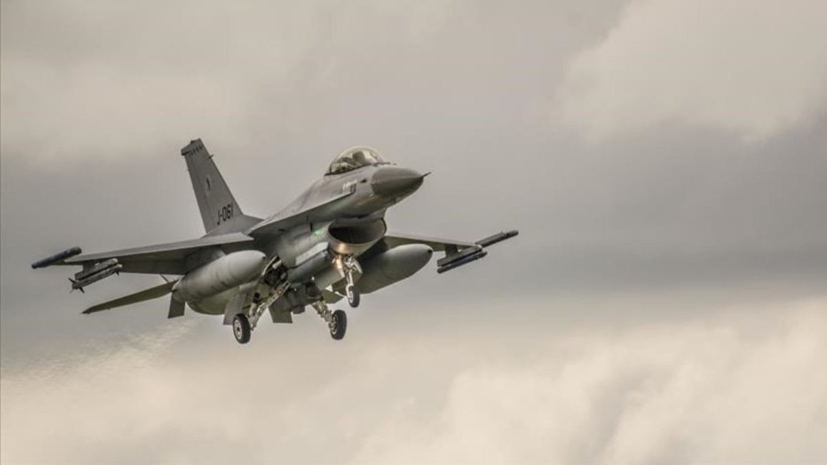 ABD savaş uçaklarının Orta Doğu'ya ilerleyişi radar görüntülerine yansıdı