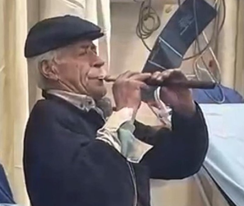 Kars'ta acil serviste zurna çaldı