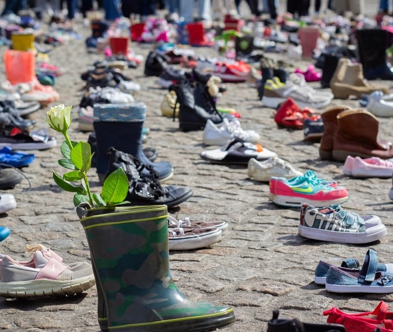 Amsterdam'da, İsrail saldırılarında ölen Filistinli çocuklar anıldı