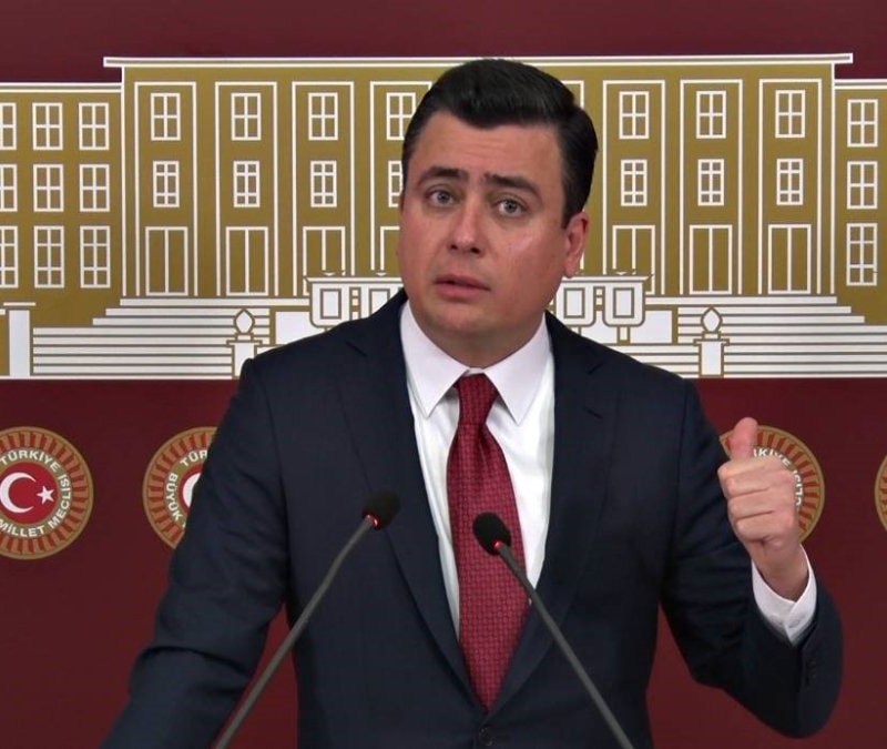 Osman Gökçek: Ankara'da suyu fahiş fiyata satıyorlar