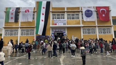 İdlib'de zarar gören okul, Türkiye'nin desteğiyle yeniden eğitime başladı