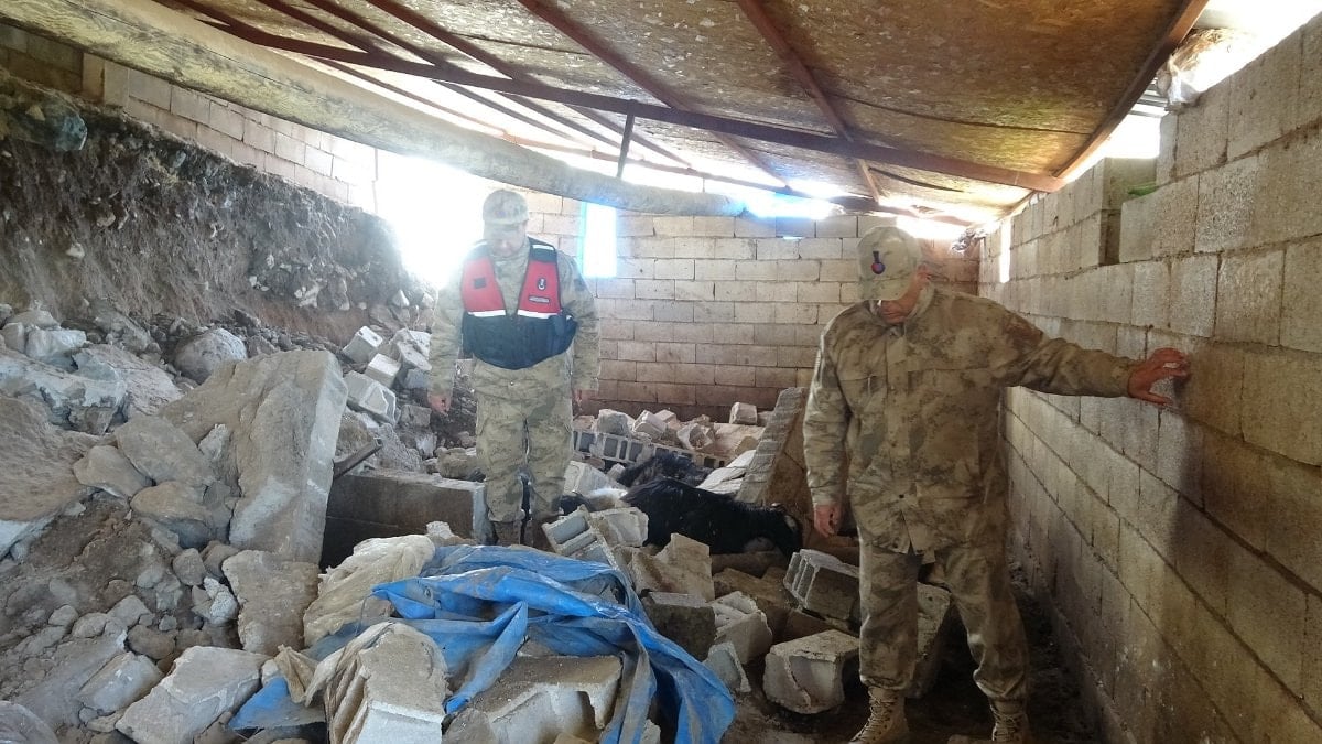 Kilis’te heyelan: Ahır çöktü, onlarca hayvan telef oldu