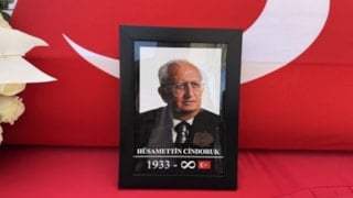 Hüsamettin Cindoruk cenazesinde CHP gerilimi