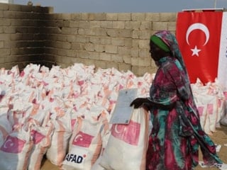 AFAD’dan Nijerya’daki yerinden edilmişlere 36 tonluk gıda desteği