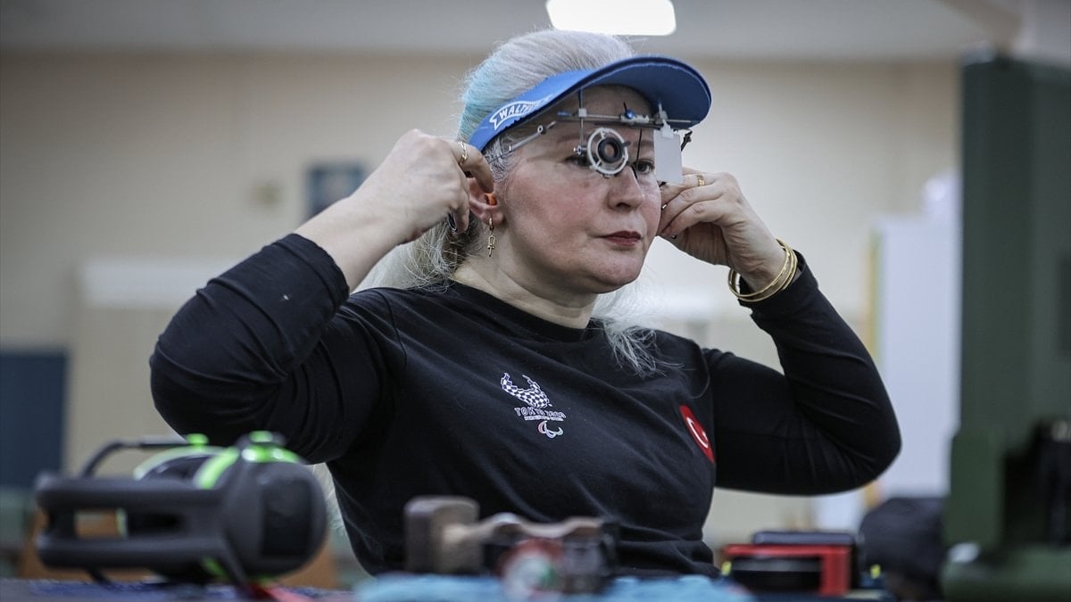 Aysel Özgan'ın hedefi zirvedeki yerini rekorlarla sağlamlaştırmak