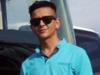 Aksaray'da yüksek sesle konuşan müşteriyi uyaran garson bıçaklandı