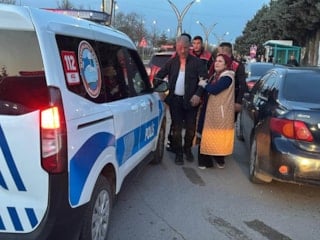 Aksaray'da son anda evlenmekten vazgeçen genç kız kaçtı: Aileler birbirine girdi