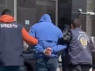 Sahte ilanlarla vatandaşları 22 milyon lira dolandıran şüpheliler yakalandı