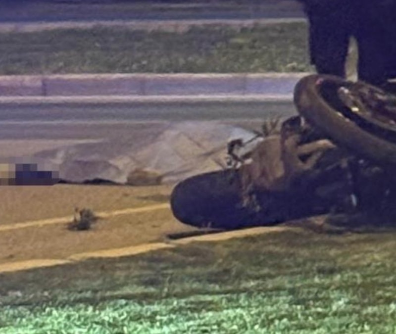 İzmir'de otomobille çarpışan motosikletin 18 yaşındaki sürücüsü öldü