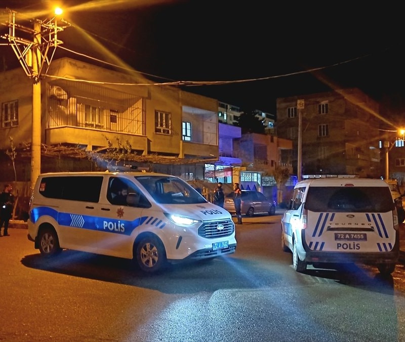 Batman'da silahlı kavgada 3 kişi yaralandı