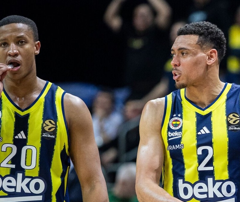 Fenerbahçe yönetiminden destek: Takımımıza güveniyoruz