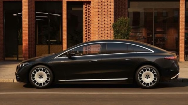 Yeni Mercedes-Benz EQS tanıtıldı: İşte fiyatı ve özellikleri