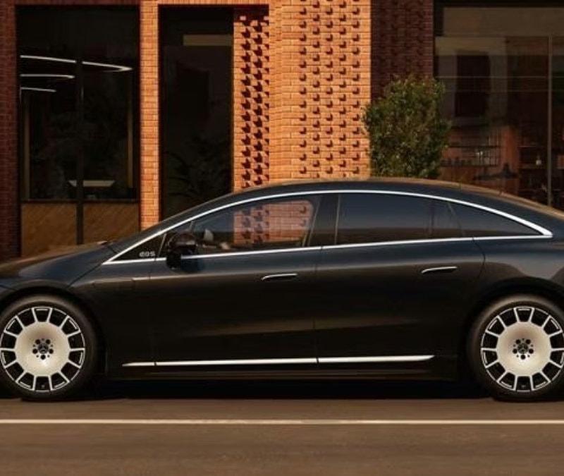 Yeni Mercedes-Benz EQS tanıtıldı: İşte fiyatı ve özellikleri