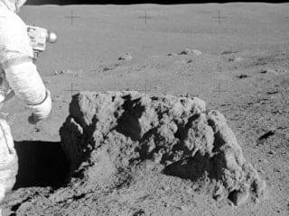 Ay'da yaşam için tarihi adım: Ay tozundan ilk kez oksijen üretildi