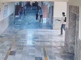 Şanlıurfa'da okulu basan saldırganın silahlı görüntüsü ortaya çıktı