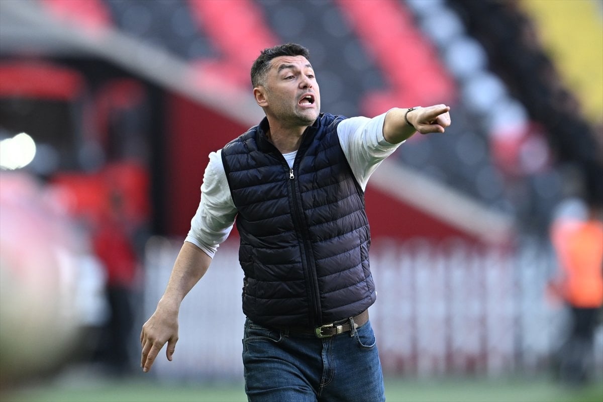 Süper Lig'de 2025-2026 sezonunda görevinden ayrılan teknik direktörler - Resim 21