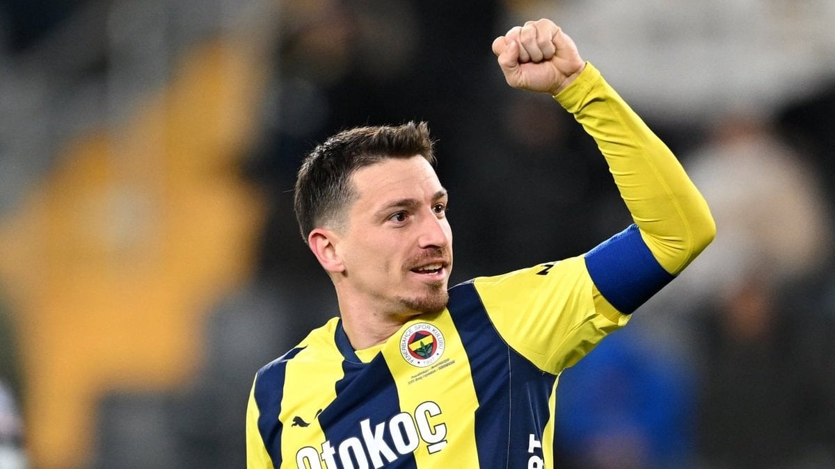 Fenerbahçe'de Mert Hakan Yandaş antrenmana çıktı