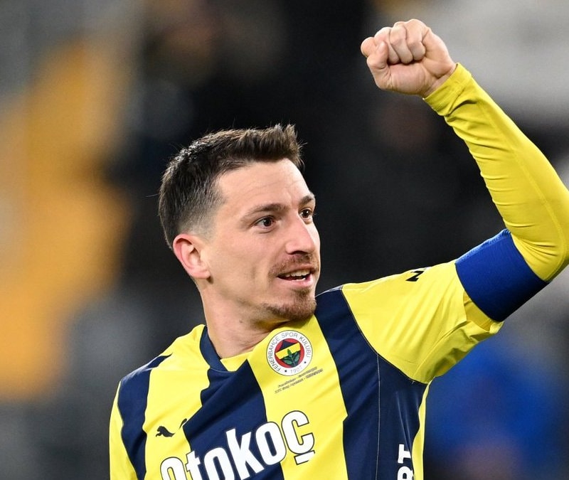 Fenerbahçe'de Mert Hakan Yandaş antrenmana çıktı