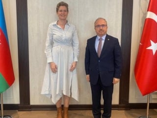 Bakü Büyükelçisi, Hollandalı mevkidaşını ağırladı: Boy farkı gündem oldu