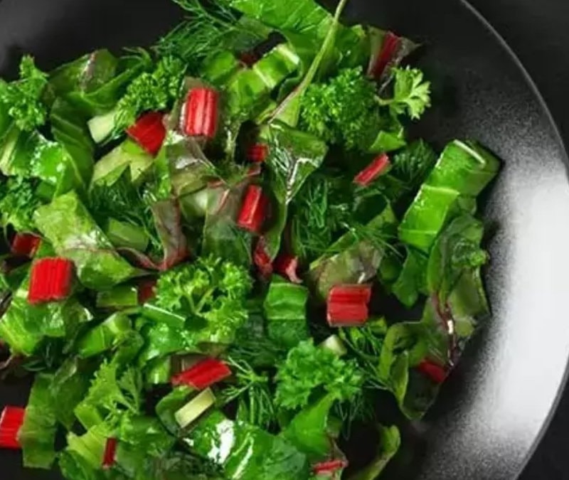 Her gün salata yiyince vücudunuzda bakın neler oluyor