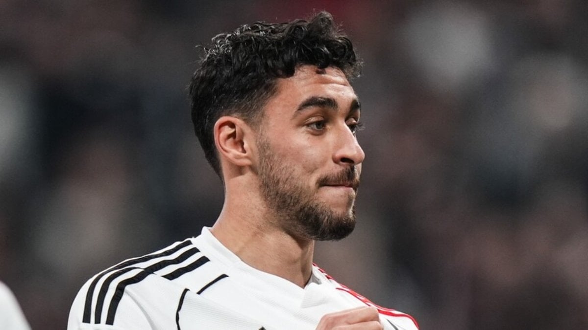 Beşiktaşlı futbolcu Kartal Kayra Yılmaz'ın ayak bileği bağlarında yırtık tespit edildi