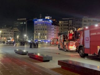 Taksim Metro İstasyonu'nda asansör yangını