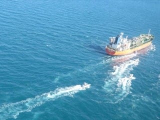 ABD, İran petrolünün satışına geçici olarak verilen izni yenilemeyecek