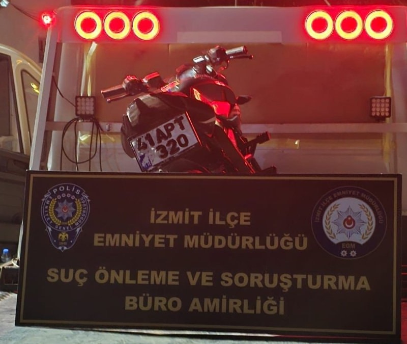 Kocaeli'de trafikte tehlikeli şov yaptı: 175 bin TL ceza yedi